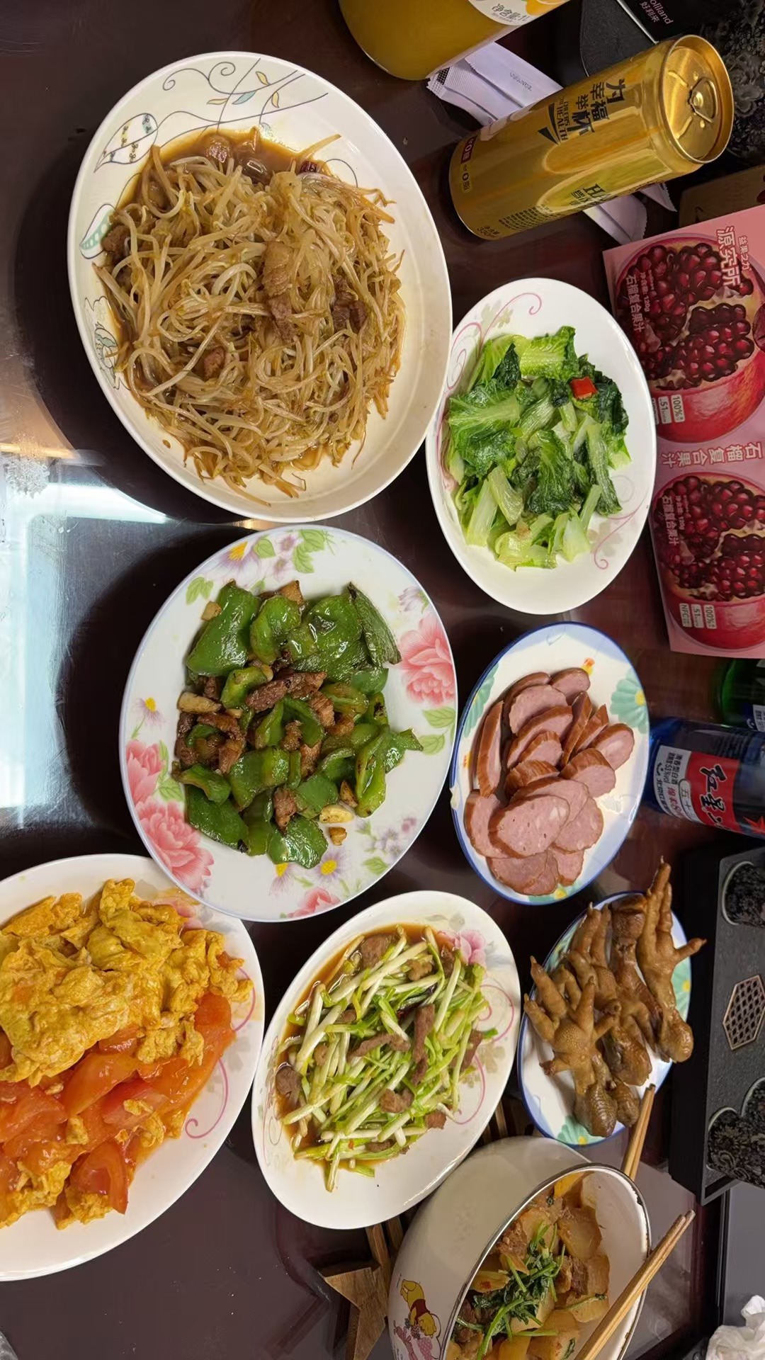 赢钱了做了八个菜，累坏宝宝了